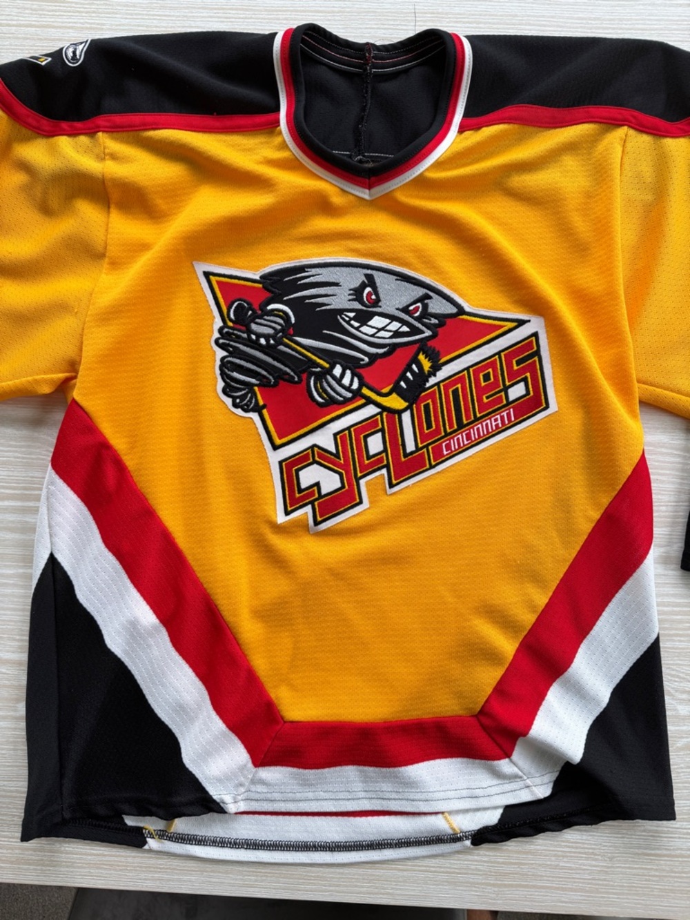 Throwback Cincinnati Cyclones Hockey Jersey